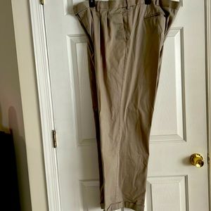 Men Big And Tall Front Pleated Pants With Cuffs and Extended Waist 44/32